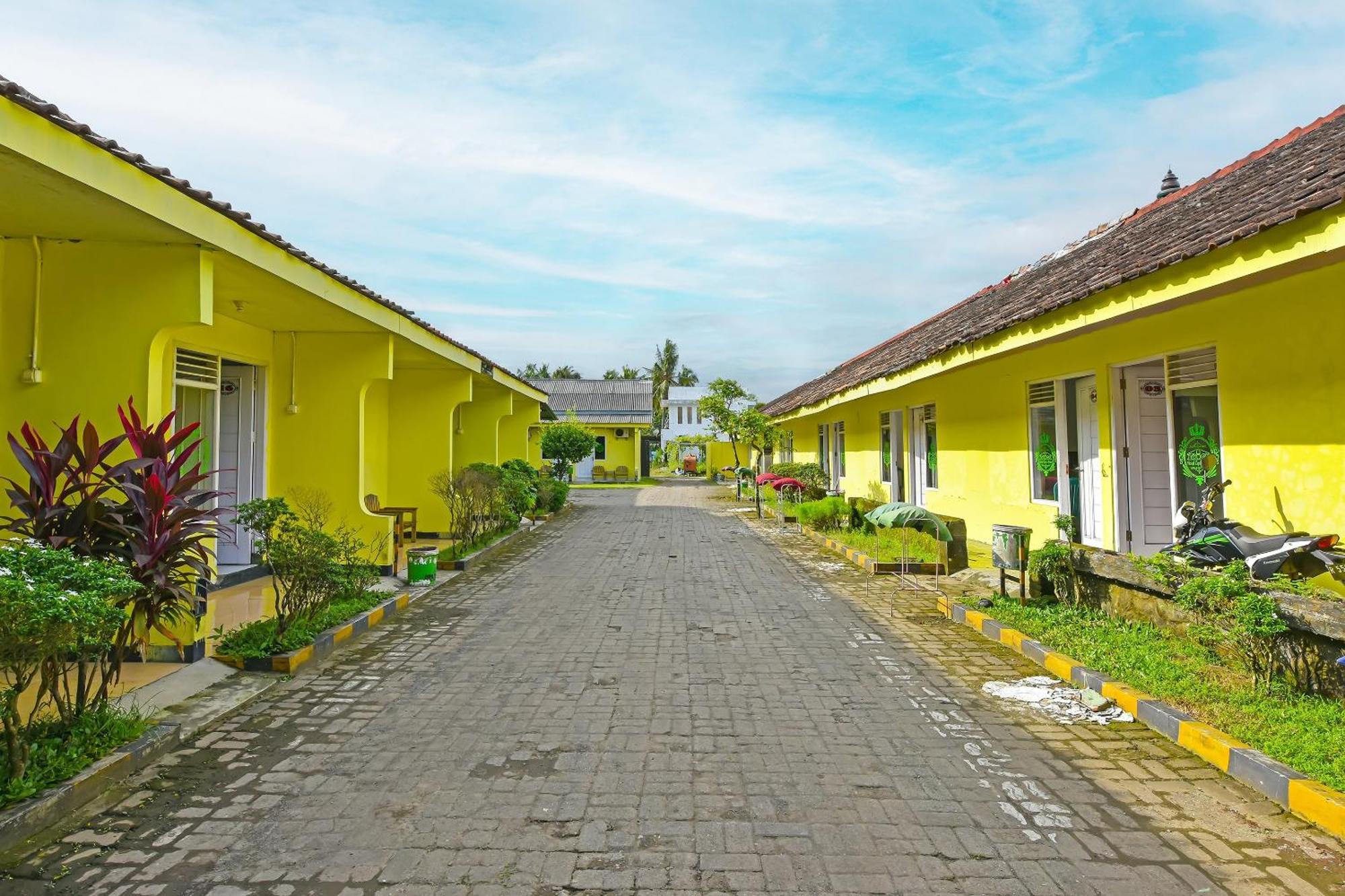 Spot On 91905 Hotel Cipto Arum Cilacap Εξωτερικό φωτογραφία