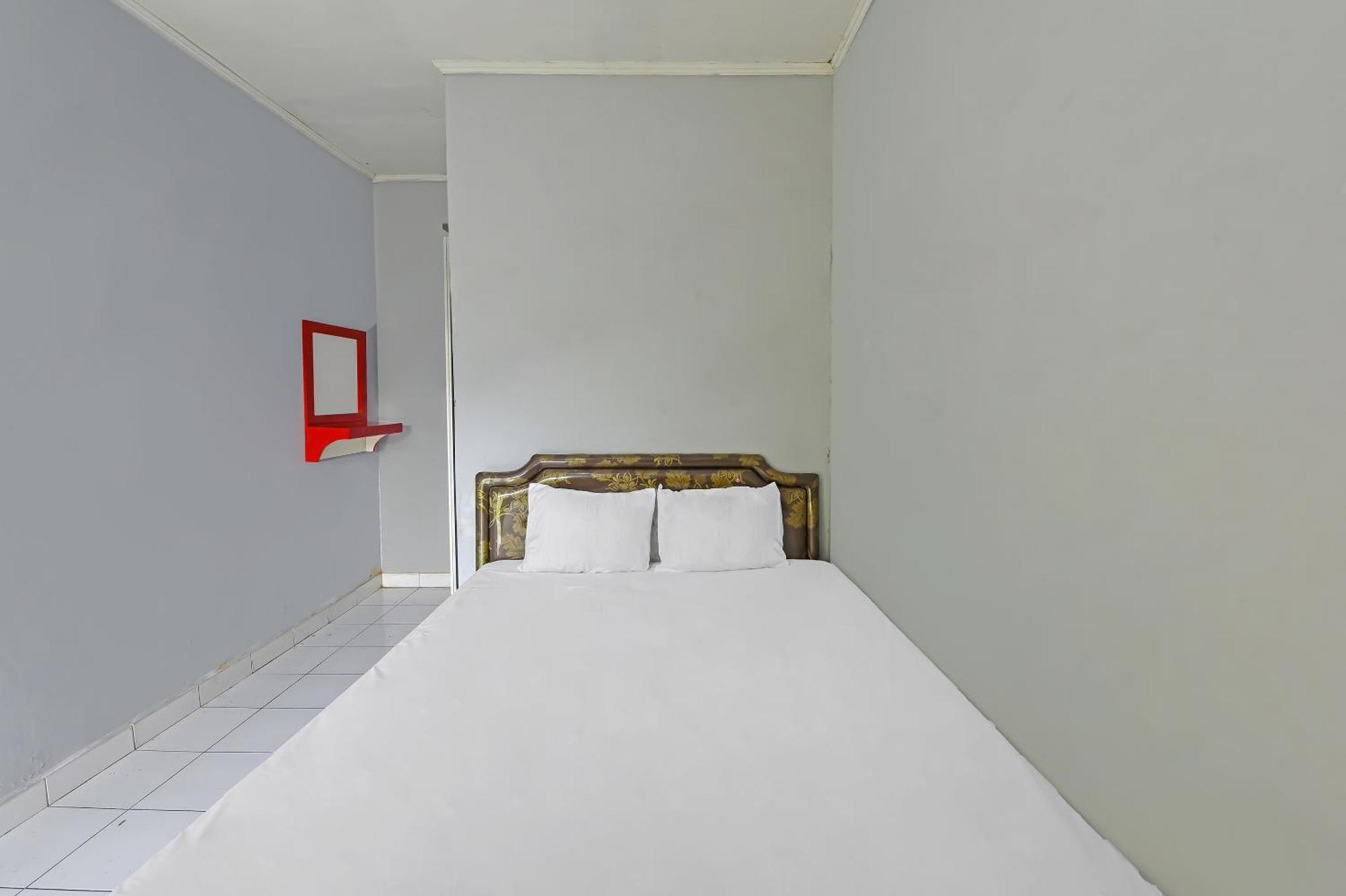 Spot On 91905 Hotel Cipto Arum Cilacap Εξωτερικό φωτογραφία
