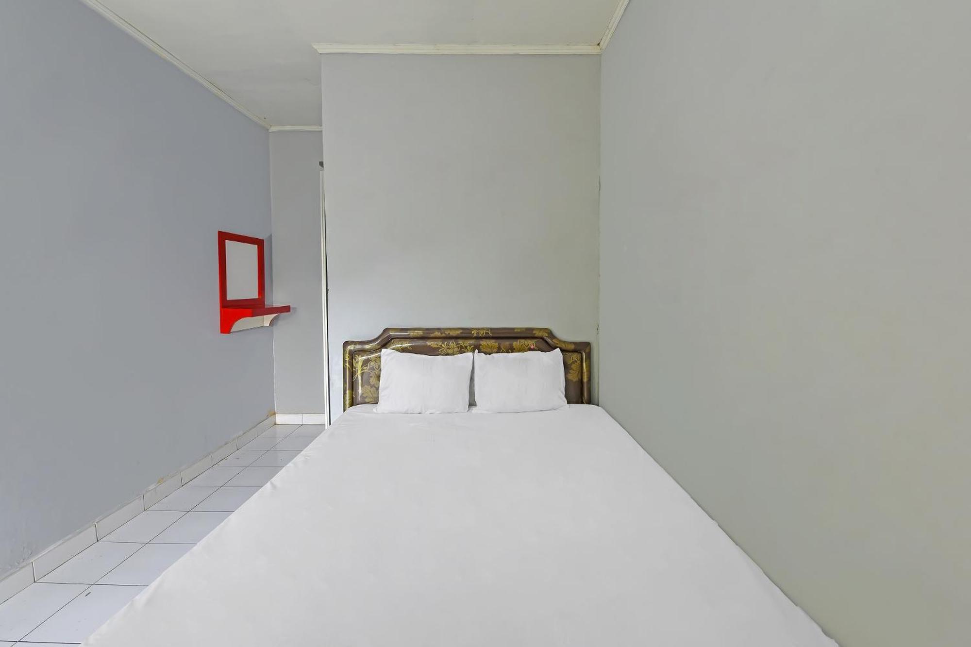 Spot On 91905 Hotel Cipto Arum Cilacap Εξωτερικό φωτογραφία